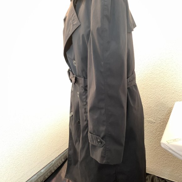 DS CP Garrison Collection men's black trench coat size 40R zip out lining - Picture 6 of 16